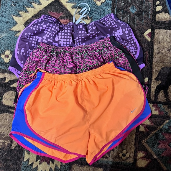 Nike Running Shorts - Picture 5 of 5